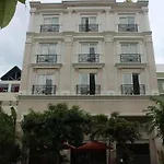 Edenpark Apartment & Hotel Service